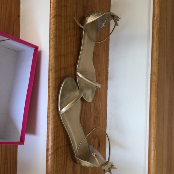 Lilly Pulitzer Laura gold pineapple back ankle strap sandal size 9.5 - Picture 2 of 6